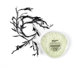 gommage corporel avant épilation exfoliation naturelle peau douce