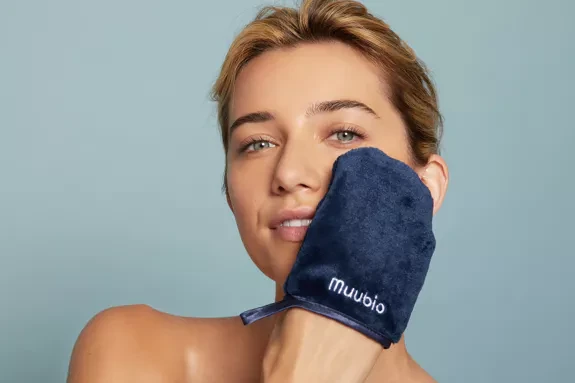 Gants Démaquillants Réutilisables en Microfibre | MUUBIO